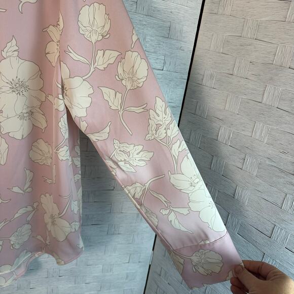 Joie floral blouse soft satin long sleeve button up lavender cream feminine - Picture 6 of 11